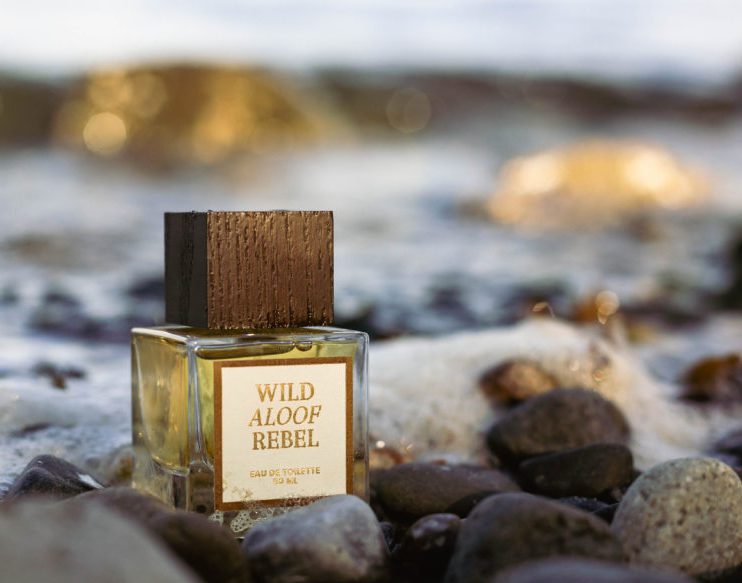 "WILD ALOOF REBEL",  Eau de Toilette